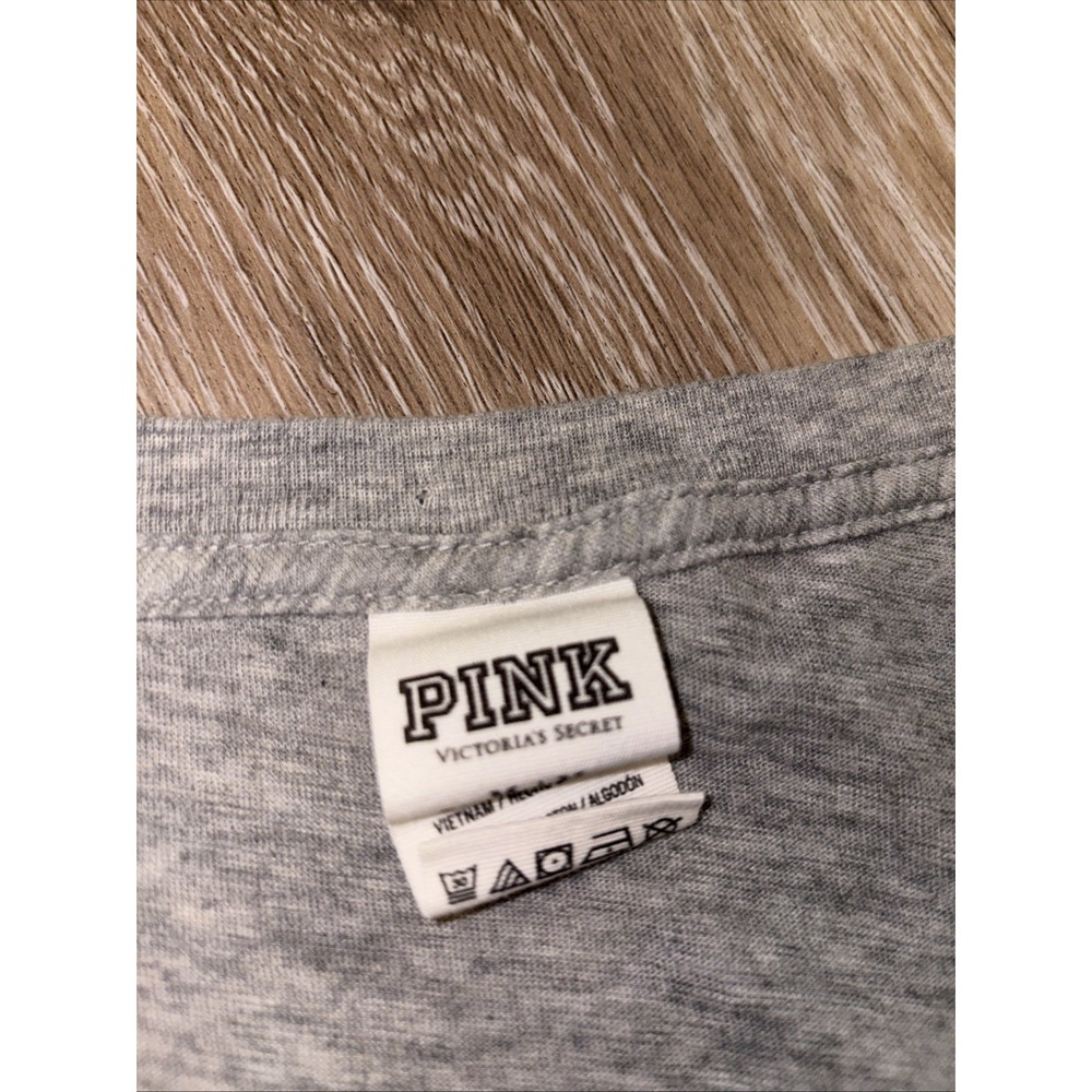 Victoria's Secret Pink New York City Sequin V-Neck Tshirt Gray Medium Rare - Picture 13 of 13